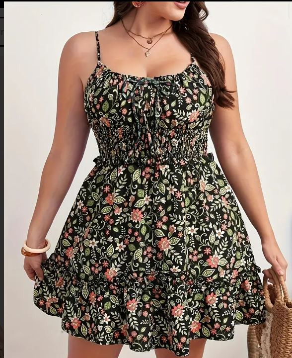Robe nuisette grande taille à imprimé floral - Design confortable sans manches avec ourlet à volants délicats,
