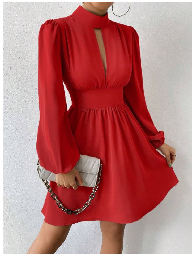 Robe mi-longue à motif cœur et nœud torsadé