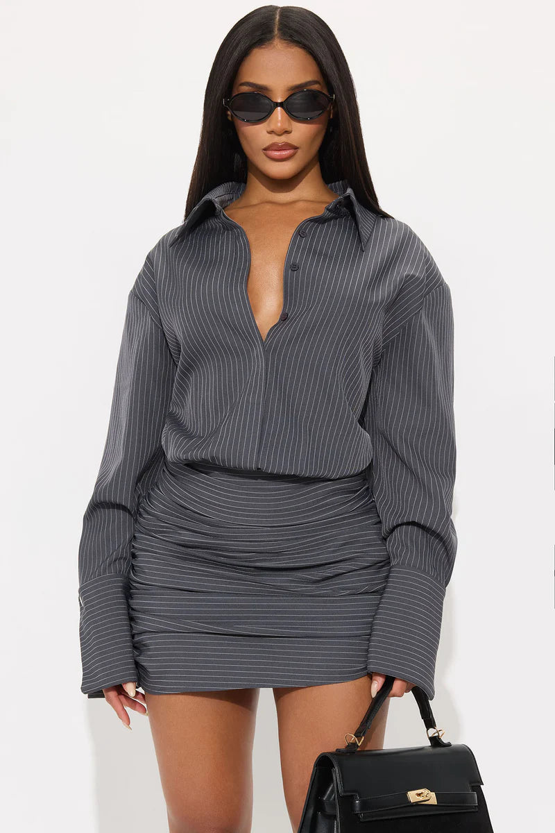 Mini-robe style chemise à rayures