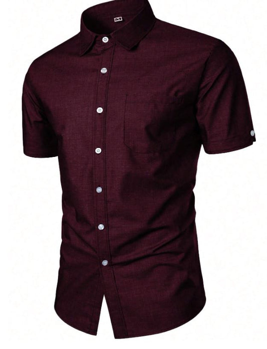 Chemise à manches courtes de couleur unie avec col à revers et fermetures à boutons
