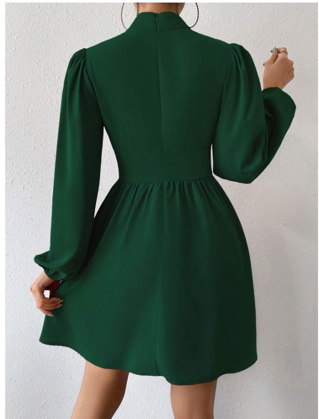 Robe mi-longue à motif cœur et nœud torsadé