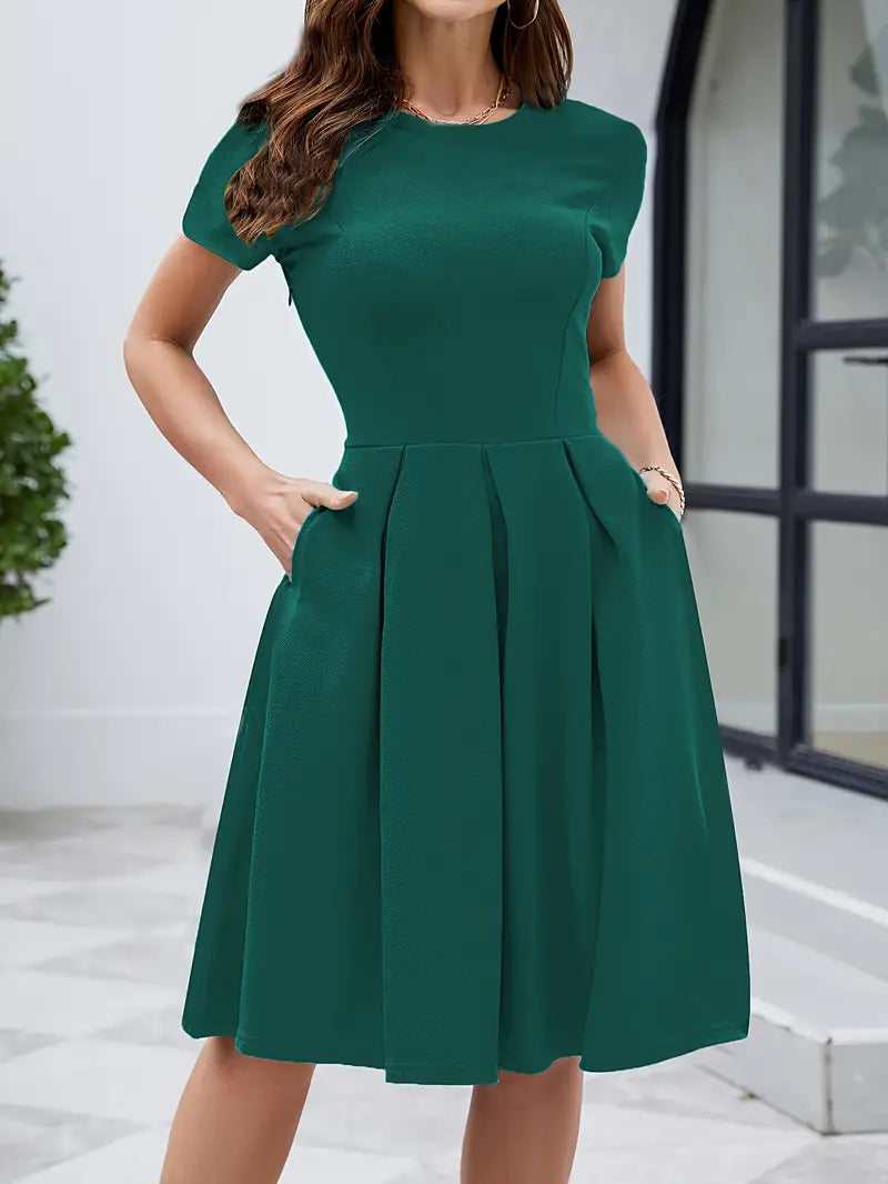 Robe à col rond colorée avec poches,