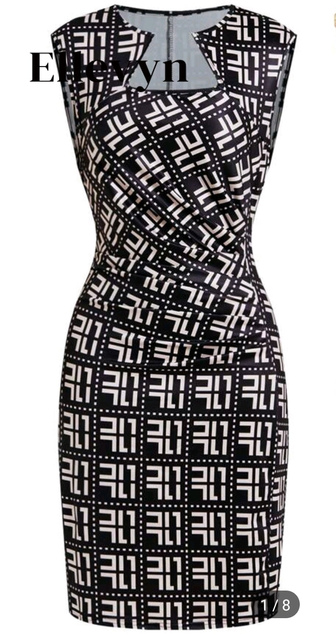 Robe col cranté classique